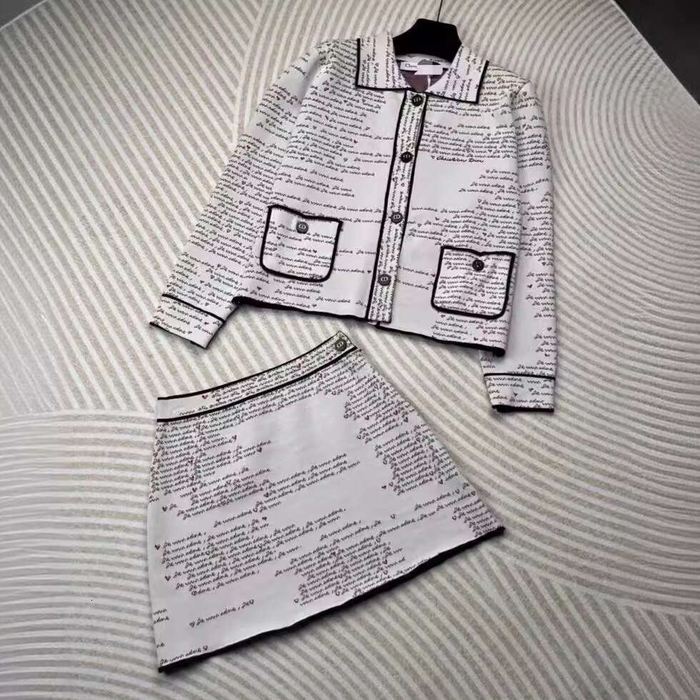 Nanyou New D Home 2024 Early Autumn Edition White Collar Style Casual Premium Women's Long Sleeve Cardigan Coat 8