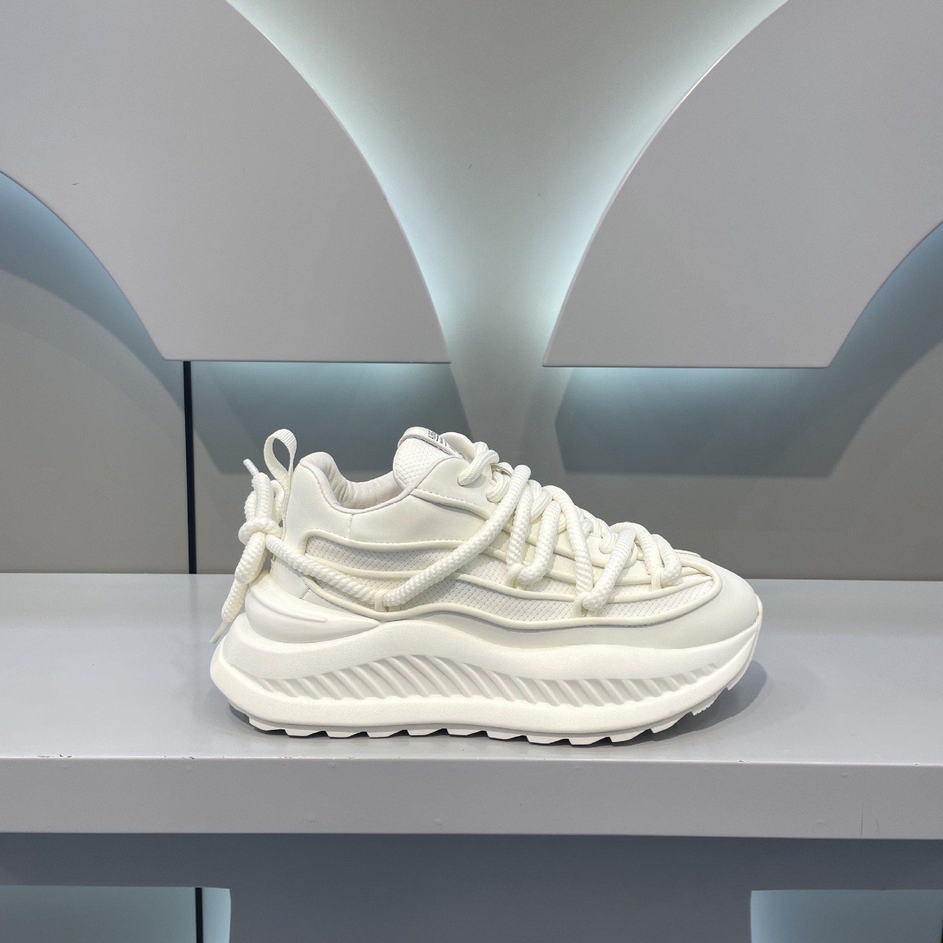 Ddmybear Comfortable Casual Lightweight Running And Sports Shoes, Trendy Men's Thick Soles, Increased Height, White Dad Shoes Chinese Brand Shoes