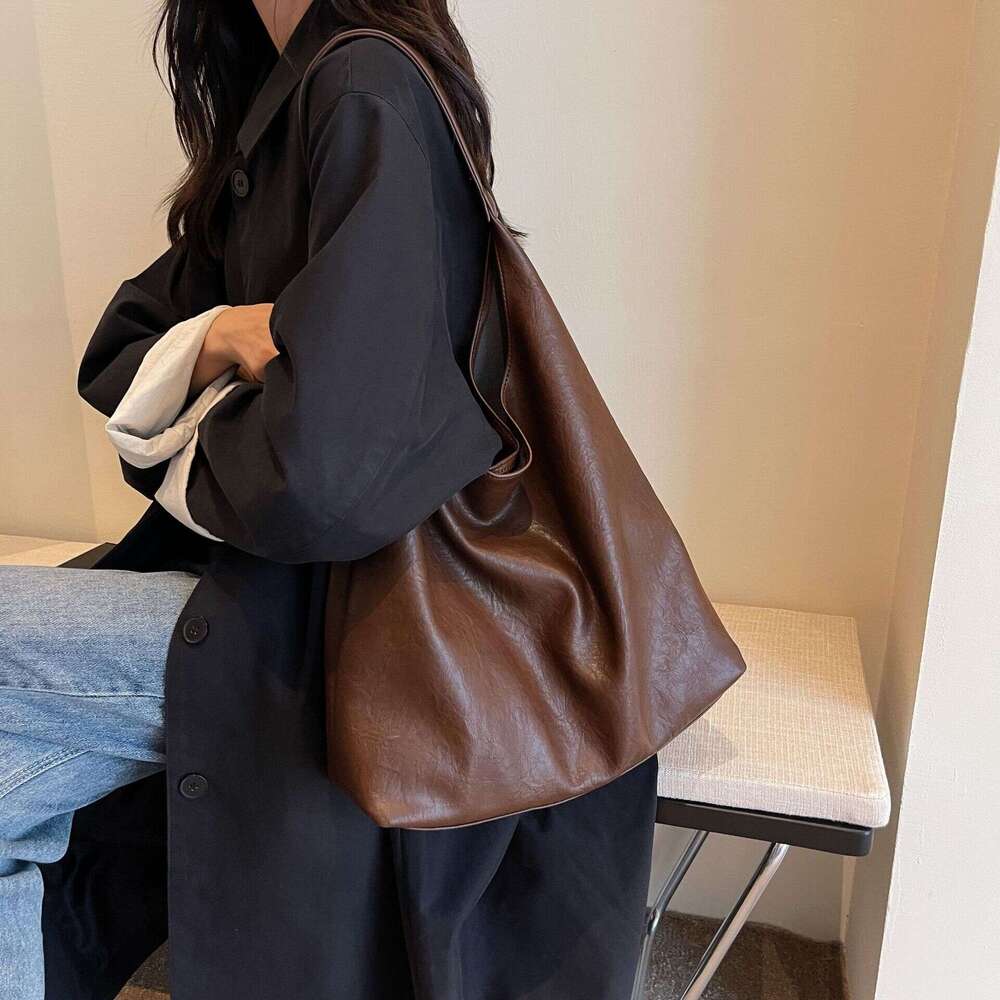 AMZZ Autumn Winter Large Capacity for Women's 2024 New Commuter Tote with Versatile Texture and One Shoulder Bucket Bag