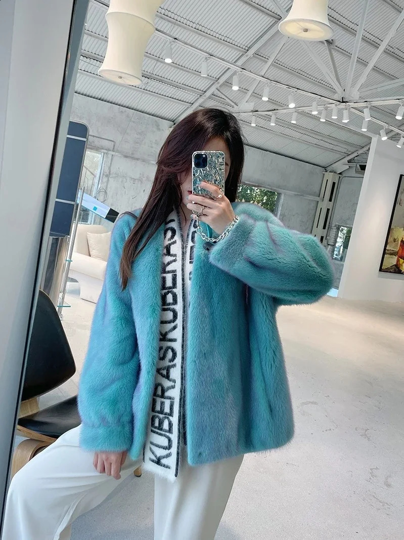 Women Winter Faux Fur Warm Coat Vintage Long Sleeve Female Thick Teddy Bear Coat Casual Loose Oversize Blue Outwears B134 240911