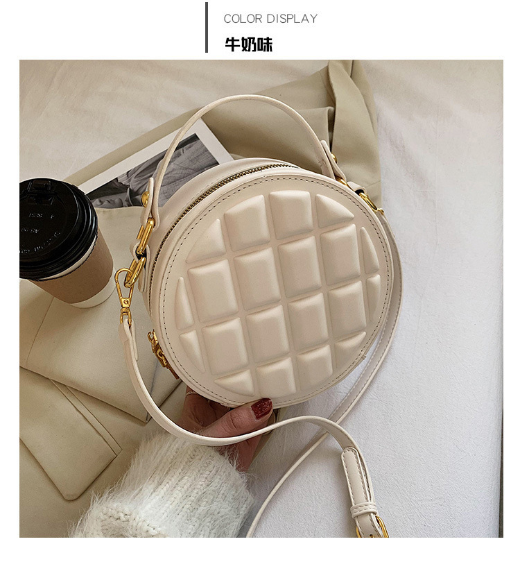 2022 new women's personalized diamond grid small round ins popular fashion single shoulder diagonal cross bag