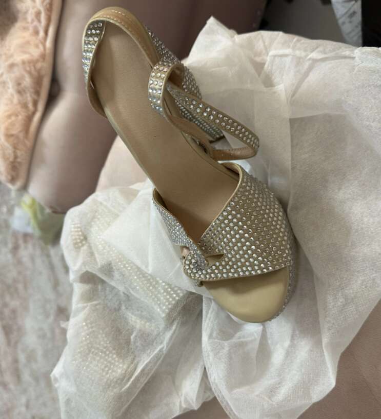 Skin Tone Crystal Chunky Heels Women Open Sandal Green Suede Sier Sequined Pump Square Light Buckle Elegant Wedding Shoe