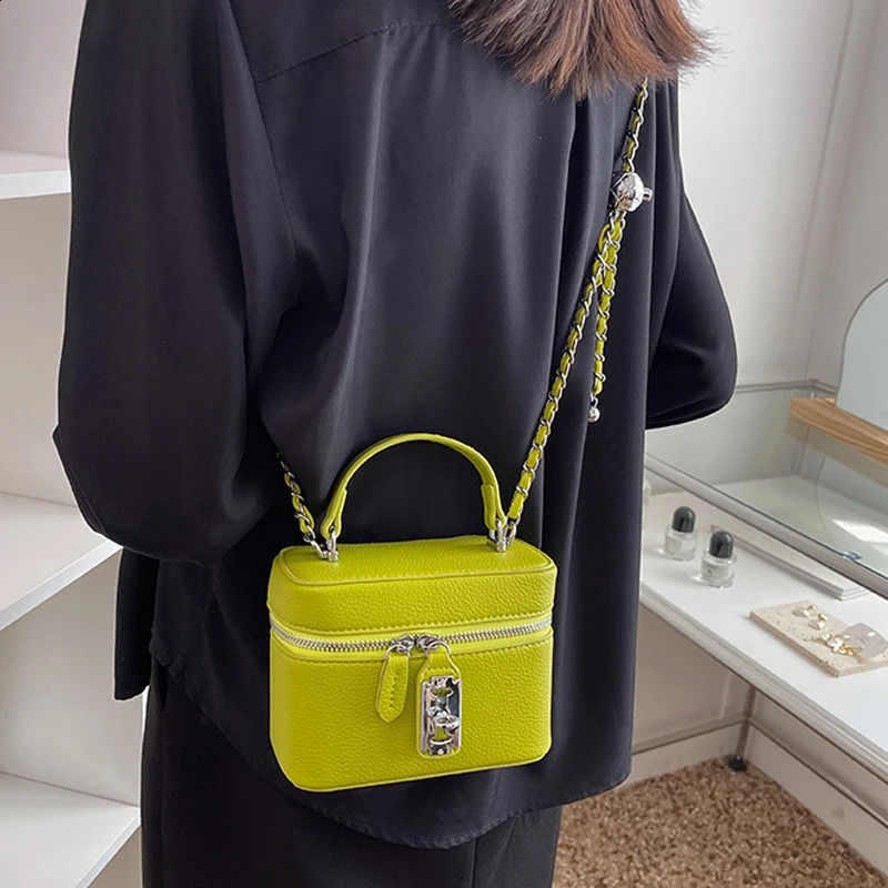 Mini box PU leather cross body bag with short handle suitable for women cute handbag summer shopping shoulder bag 240912