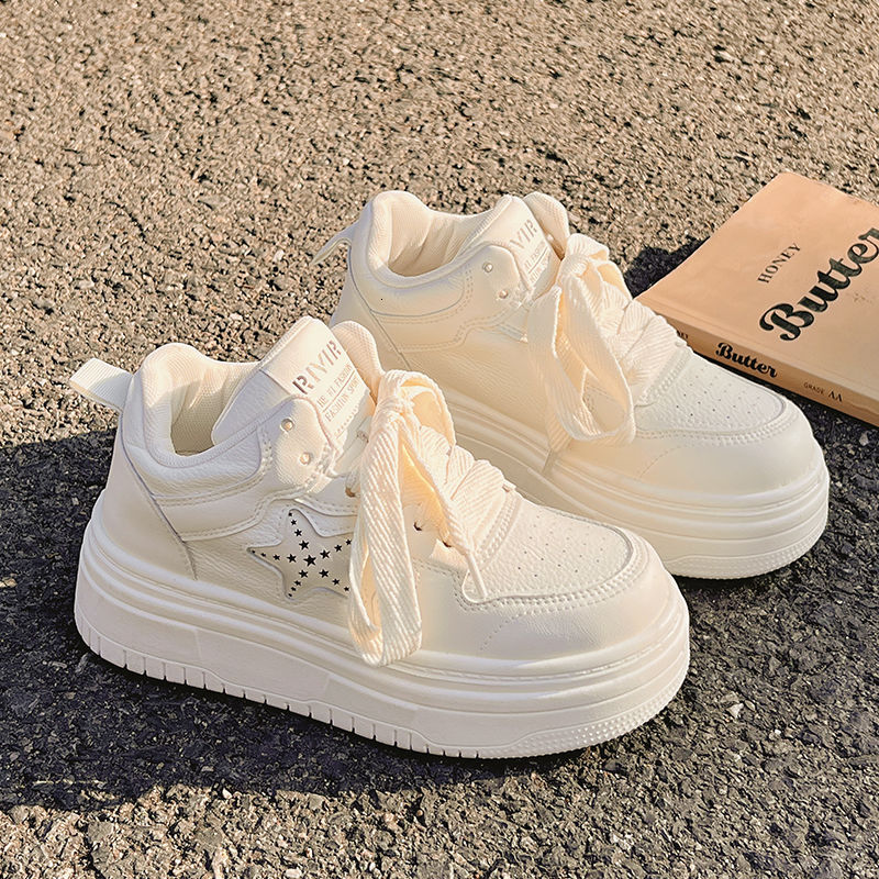 Women Breathable Retro Star White Thick Heel Heart Sneakers Casual Running Platform Y2K Lovely Bread Shoes