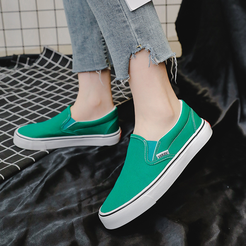 White Canvas Women Couple Slip on Flat Comfortable Casual Fashion Platform Ladies Vulcanized Shoes atillas Mujer