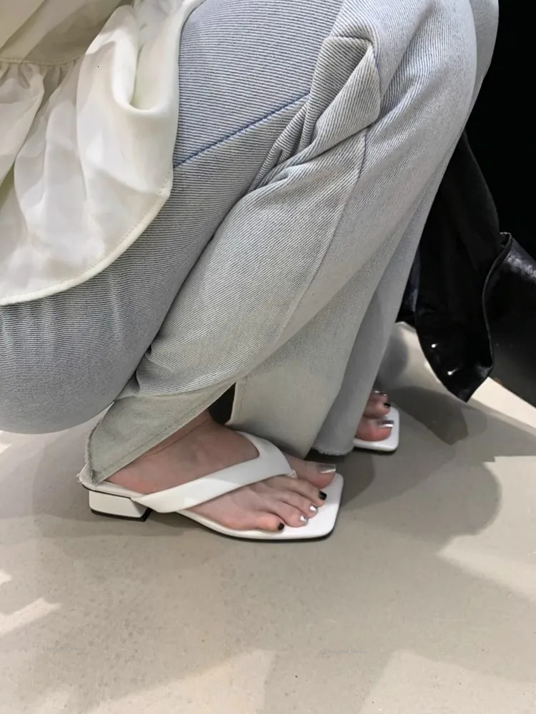 Slippers Gainew Fashion Women Outside Summer Comfort Orange White Black Couples Thick-Soled Non-Slip Slippers Eur36-40