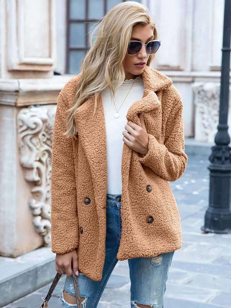 Autumn Teddy Coat Women Faux Fur Coat Female Thick Warm Plush Teddy Jacket Long Sleeve Winter Coat Women 240911