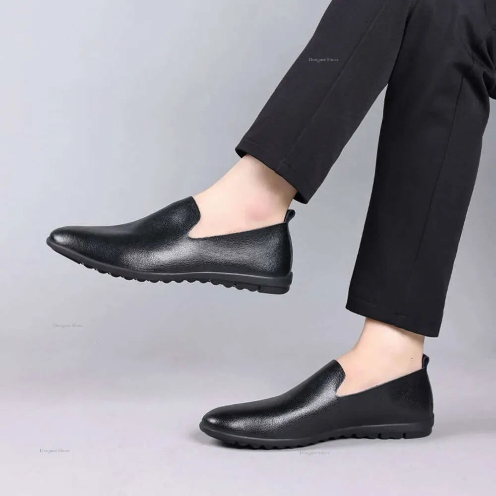 Casual Loafers Men Comfortable Lightweigh Walking Footwear High Quality Black Flat Breathable Slip On Male Leather Shoes