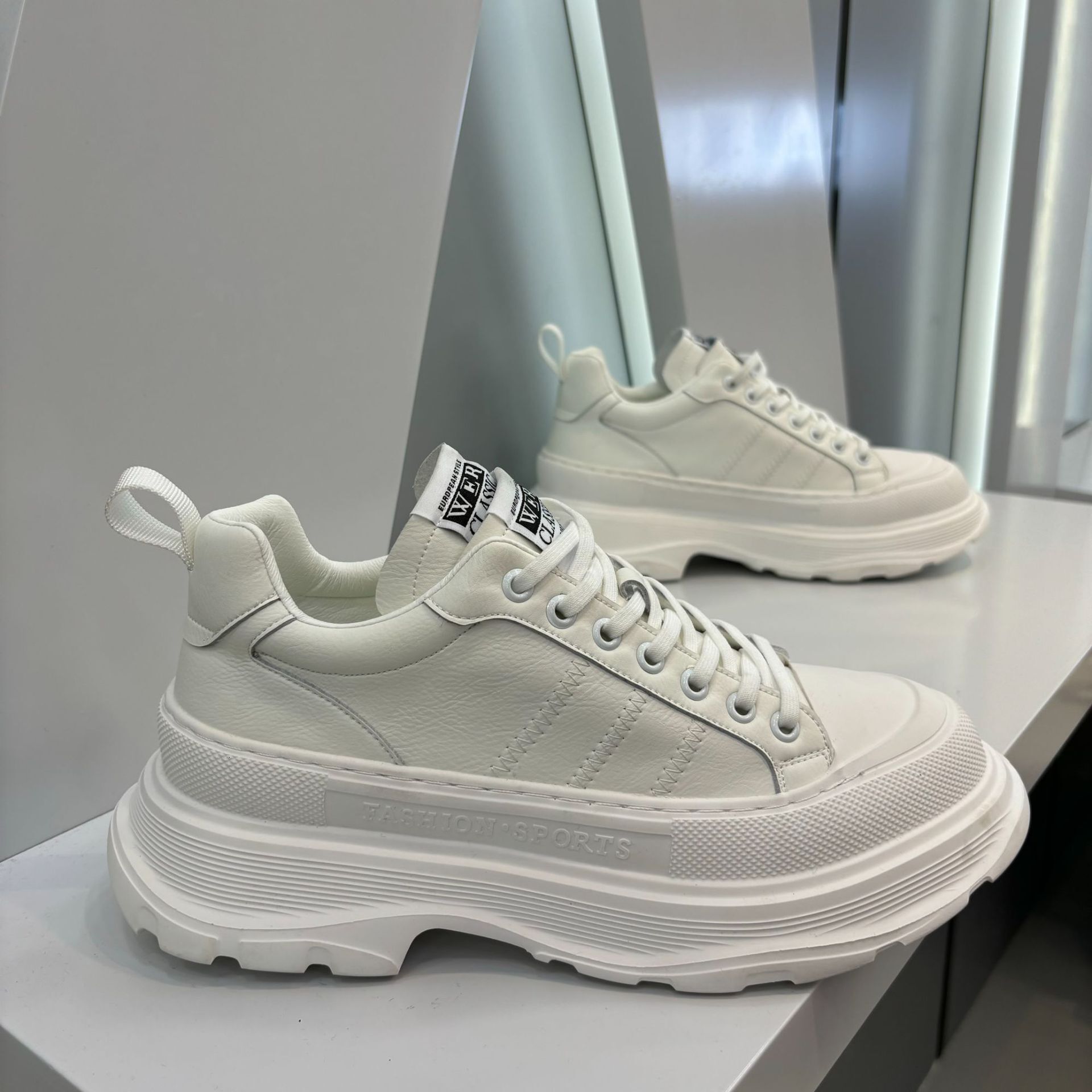 Ddmybear High Top Board For Men Comfortable And Fashionable Soft Soled Height Increasing Lightweight Outdoor Casual Dad Shoes Chinese Brand Shoes F915