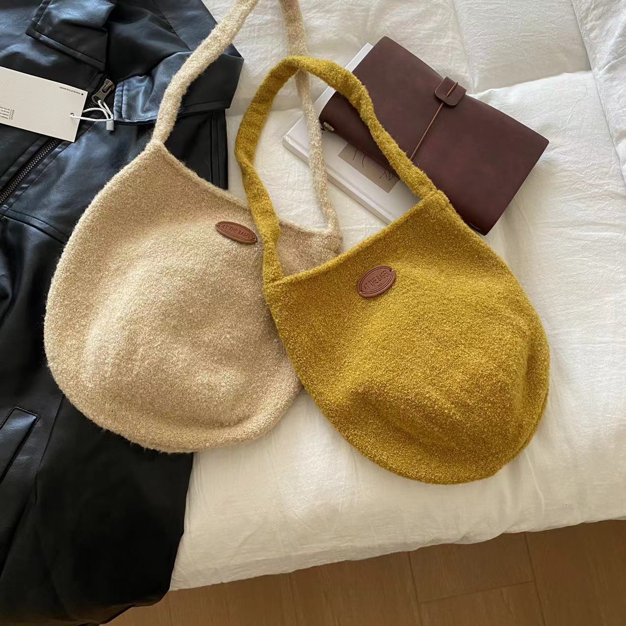 2024 new Korean soft suede temperament ins bucket women's winter shoulder bag versatile handbag