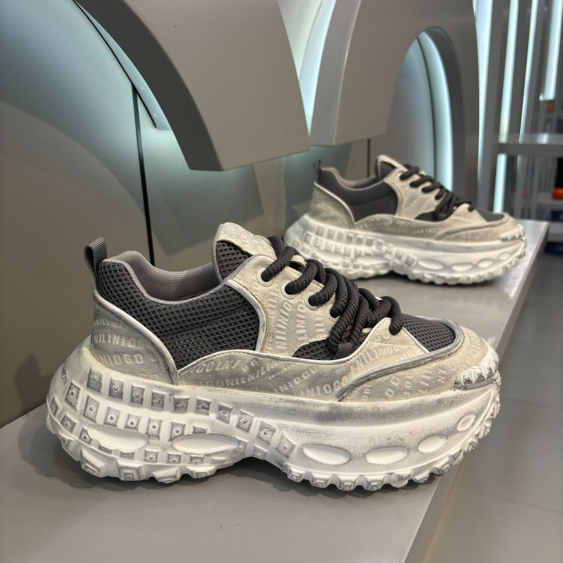 Ddmybear Autumn New Men's With Lightweight And Versatile Tire Soles, Height Increasing Sports Breathable Casual Shoes, Dad Shoes Chinese Brand Sh