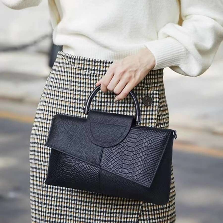 AMZZ Light Luxury 2024 New Large Capacity Banquet Handbag Crocodile Pattern Women's Fashion Style Crossbody Bag for Women
