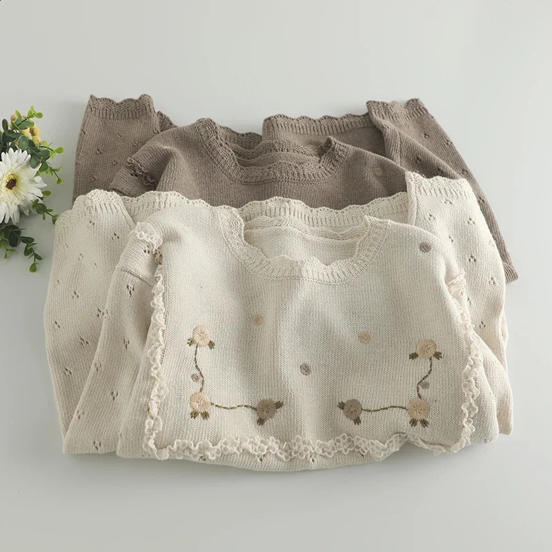 Sweet Mori Girl Vintage Embroidered Knitted Sweater Pullovers Women Oneck Long Sleeve Hollow Out Casual Loose Tops 240904
