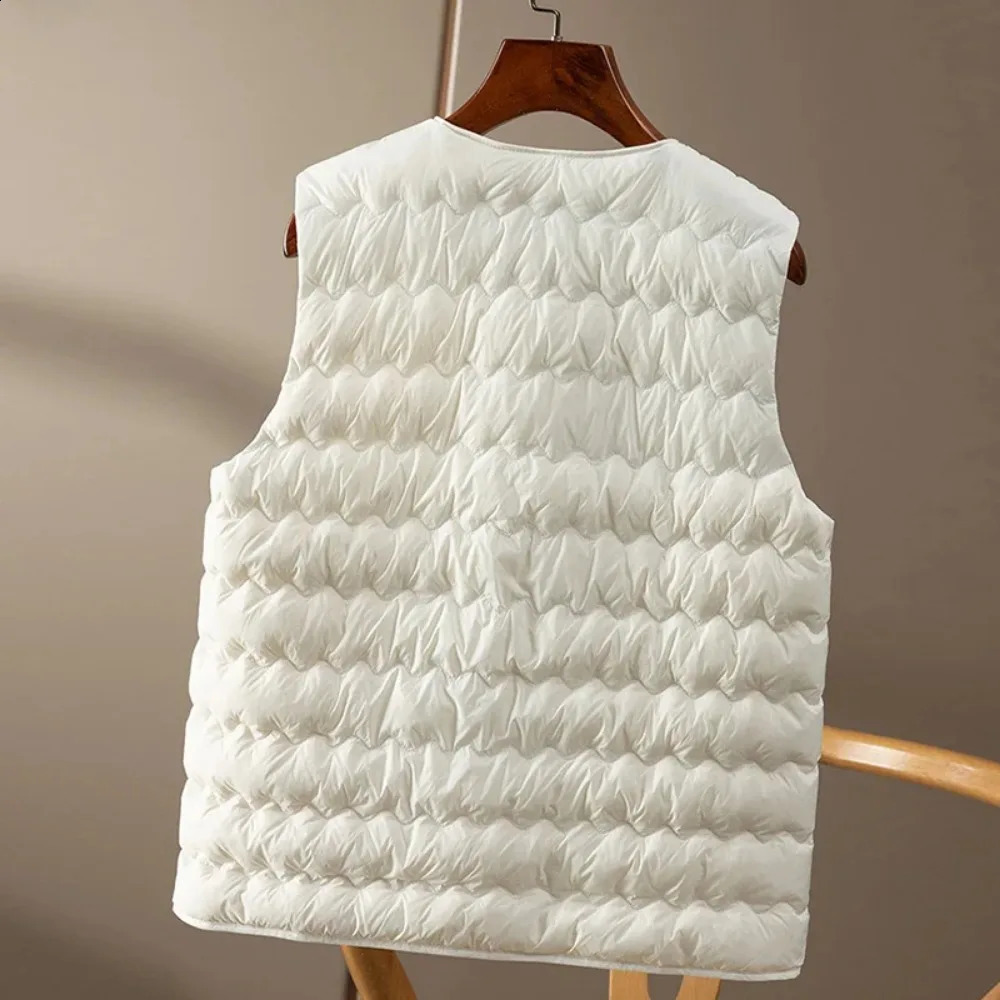 Winter White Duck Down Tank Top Ultra Thin Jacket Inner Wing Womens Feather Warm Leisure Fashion Basic Belt 240913