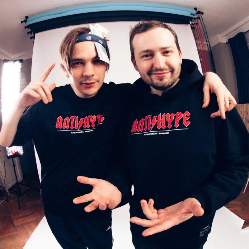 Mens hooded sweatshirt with oversized zipper Y2k streetwear hiphop Korean Harajuku retro letter graphic aesthetic clothing 240911