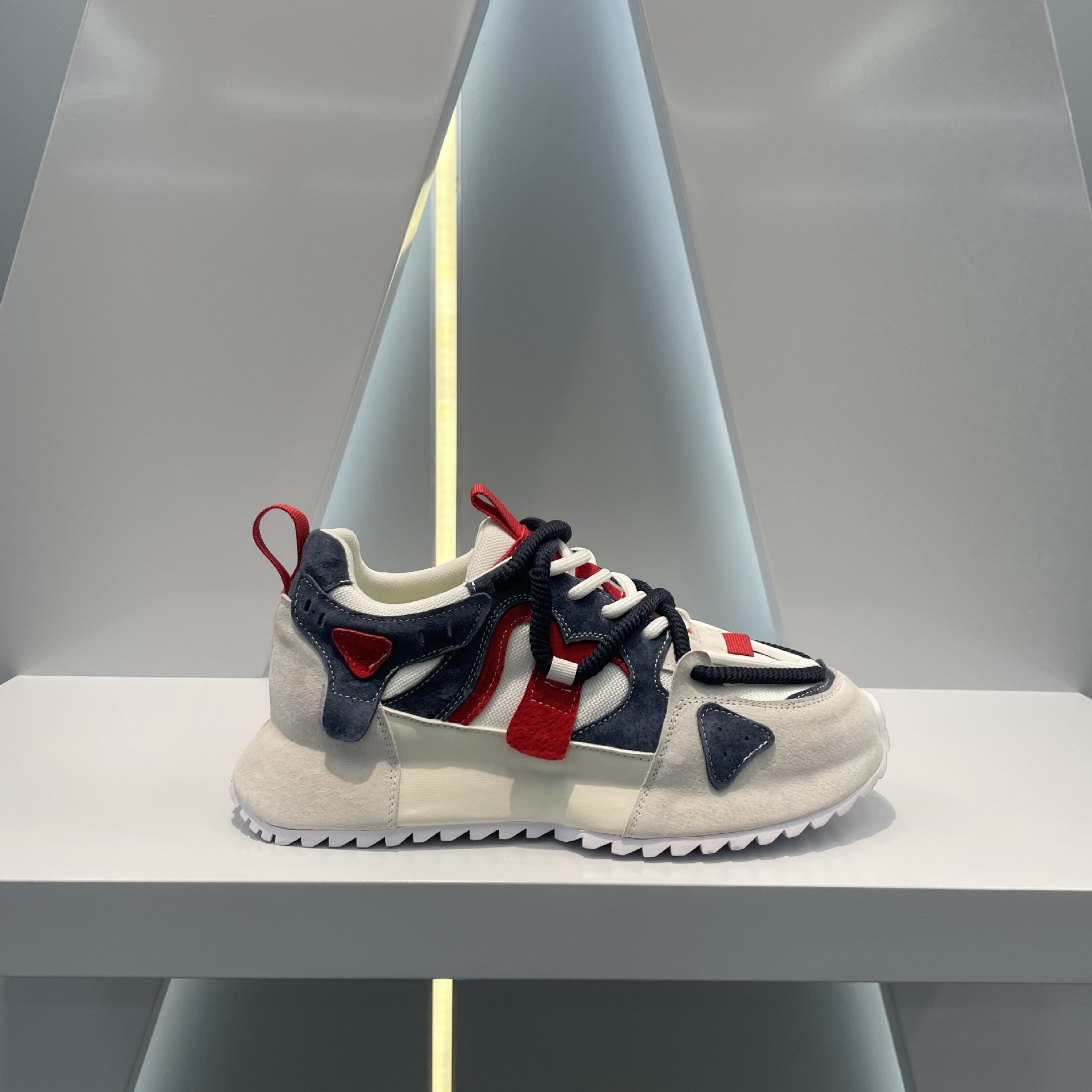 Ddmybear Fashionable Versatile Lace Up Suede Leather Surface, Wear-Resistant Sole, Height Increasing, Color Blocked Men's Shoes Chinese Brand Sho