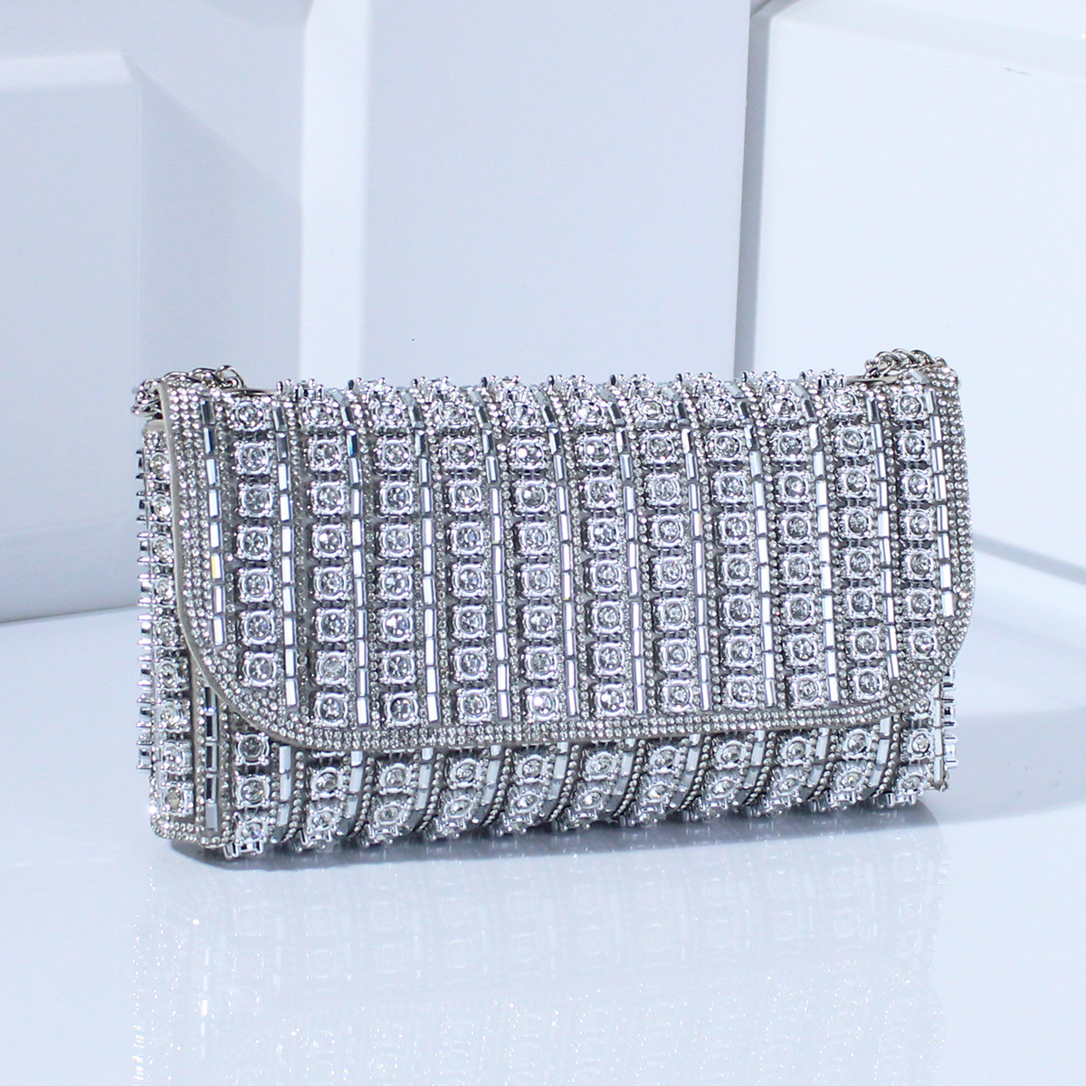 New socialite banquet bag, fashionable diamond inlaid handbag, high-end and exquisite square women's handbag