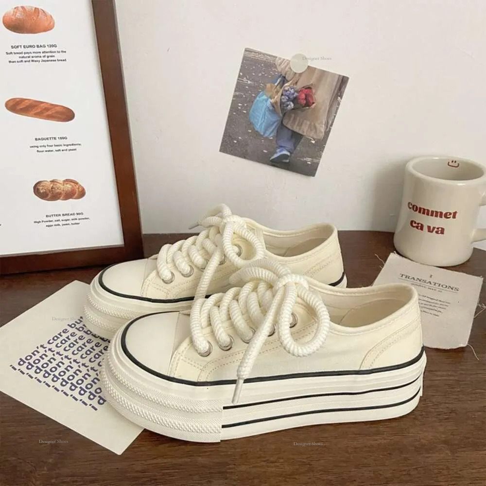 Thick Soled Cream Canvas For Women's Thin Spring/Summer New Instagram Trendy Niche Korean Version Big Head Sponge Cake Student Small White Shoes