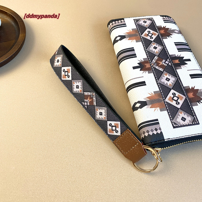 New 2024 Chinese style large capacity zippered handbag, fashionable and trendy wrist wallet, women's trend #15 ddmypanda