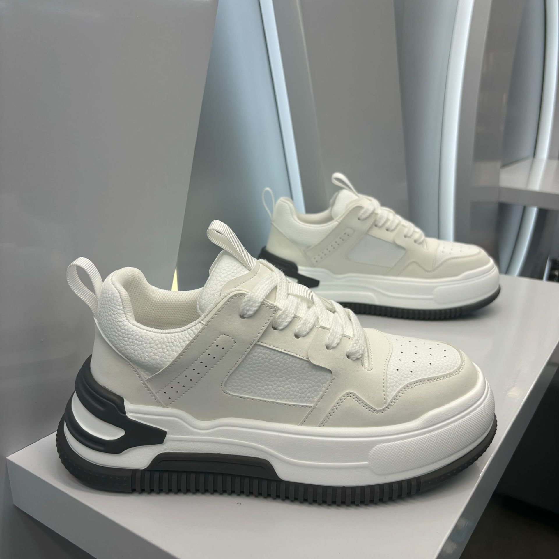Ddmybear Little White Men 24 New Soft Soled Height Increasing Breathable For Sports And Leisure Board Versatile Trendy Men's Shoes Chinese Brand 