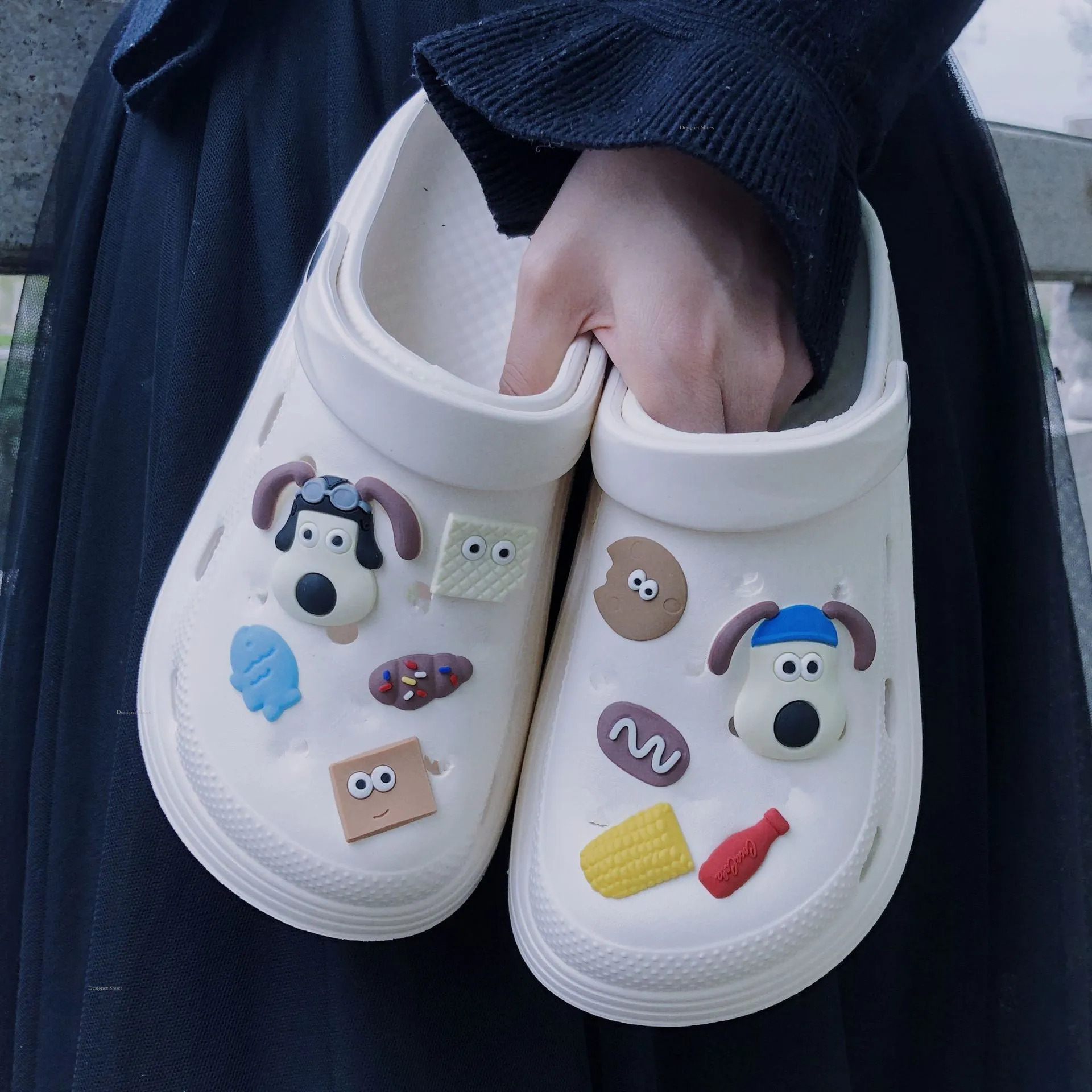 Fashion Summer GAI Slippers Home Non-Slip Breathable Black Blue Bathroom Slippers For Women Eur36-40