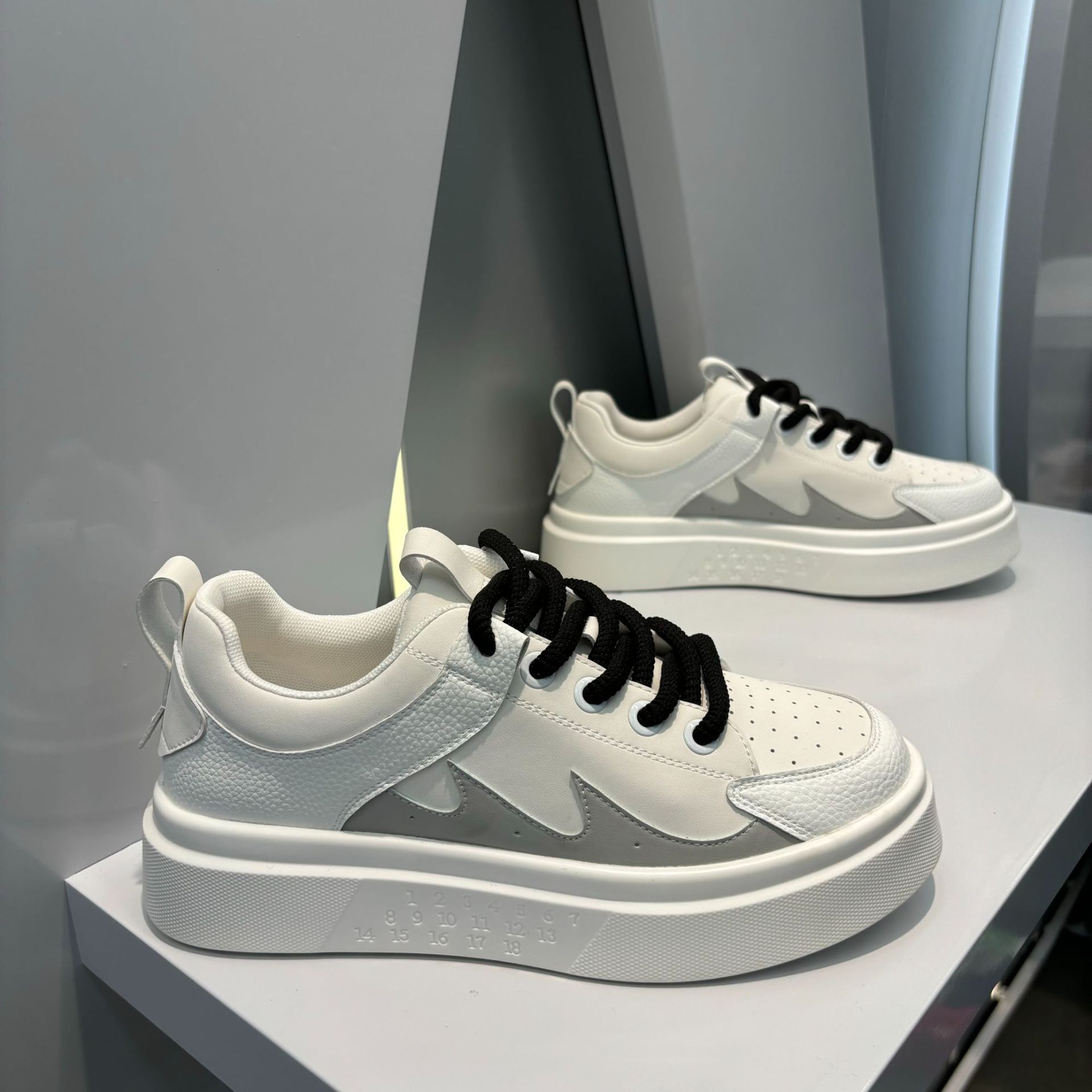 Ddmybear Autumn And Winter New Men's Student Sports Casual Board Thick Soled Versatile Low Top Trendy Breathable Shoes Chinese Brand Shoes F915-1