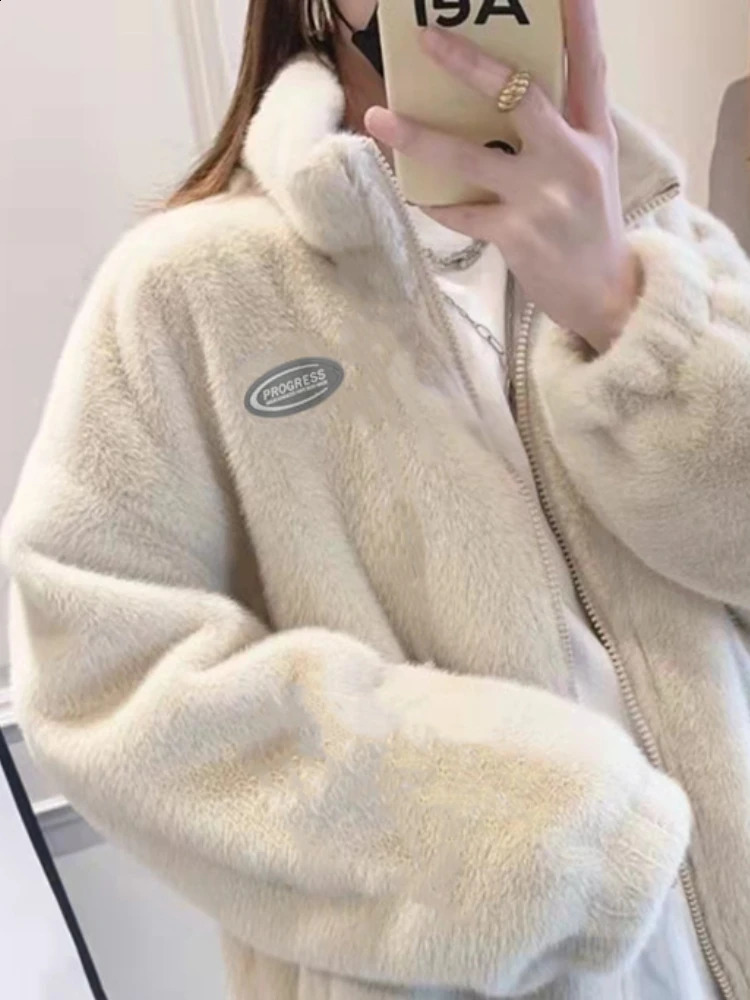 Womens Winter Coats Oversized Teddy Bear Sports Coat White Stand-up Collar Jacket Top Warm Thicken Fleece Faux Fur Coats Female 240911
