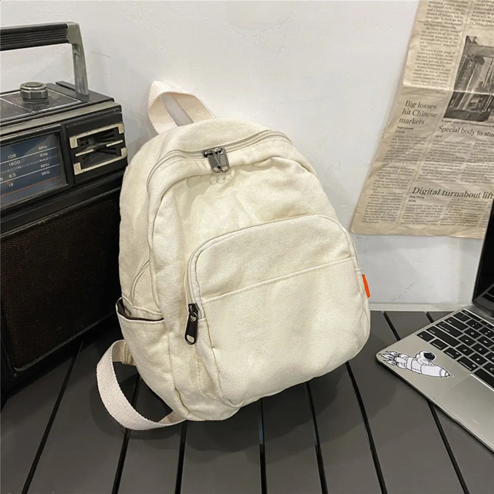 Casual solid color small backpack canvas zipper mini backpack Korean style travel backpack 240912
