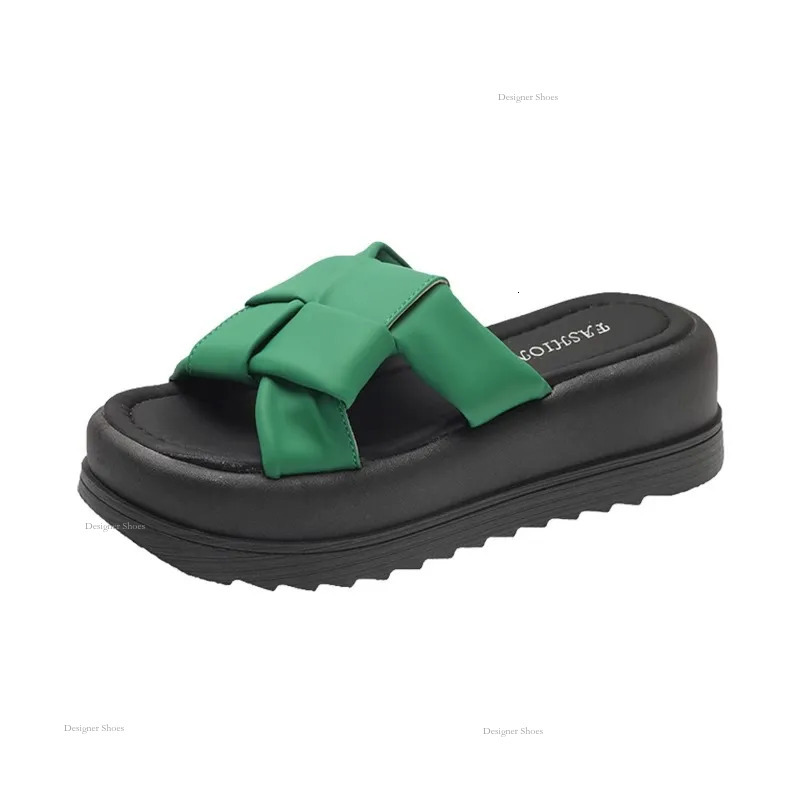 Summer New 2024 Thick Sole Elevated Anti Slip Sandals High Grade One Word Slippers Cool Slippers For Women's Fashion Outwear pers pers