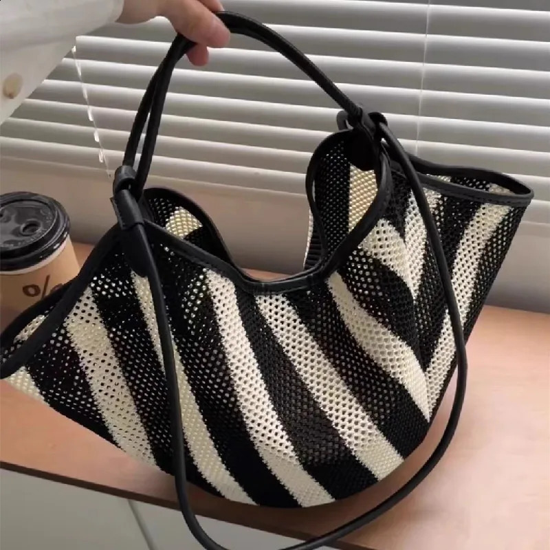 Forest Lazy Style Cross Body Bag Bohemian Handmade Grass Leather Leisure Resort Beach Womens Dumpling 240913