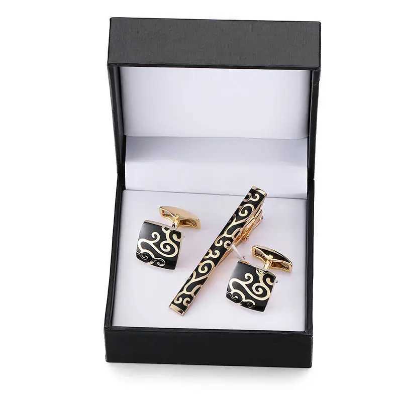 A set of high-end tie clips Kraft exquisite cufflinks anchors saxophone crystal cufflinks black square cufflinks W240914