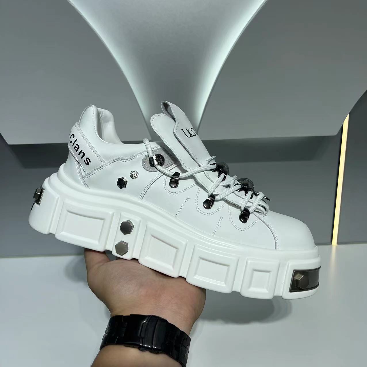 Ddmybear Men's 2024 New Thick Soled Height Increasing Casual Board Shoes, Popular Trend Brand Niche Design Shoes Chinese Brand Shoes F915-189