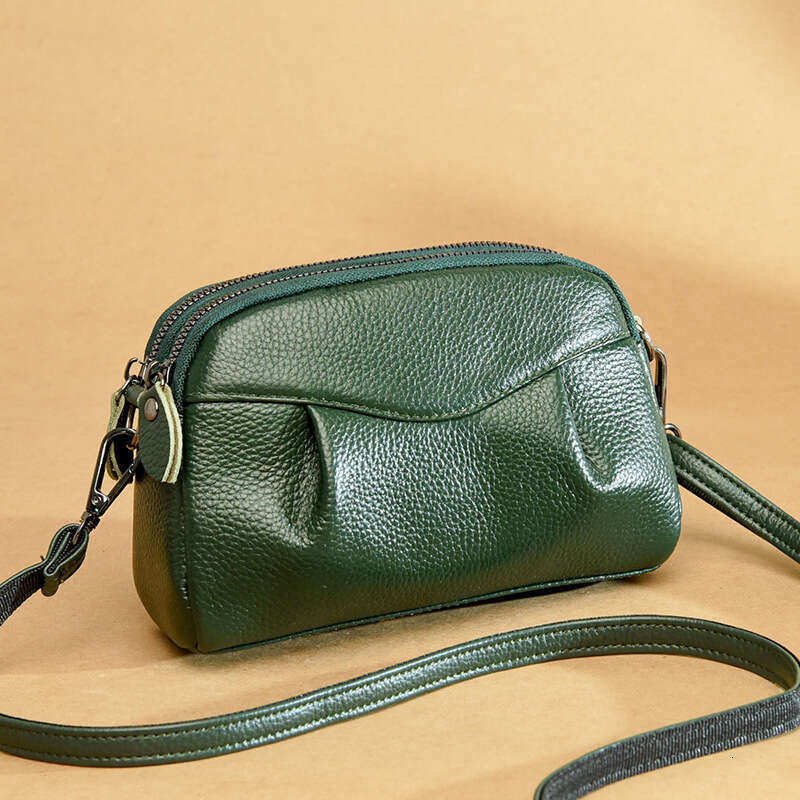 AMZZ 2024 New Trendy and Fashionable Women's Made of Genuine with Head Layer Leather Single Shoulder Crossbody Bag Design