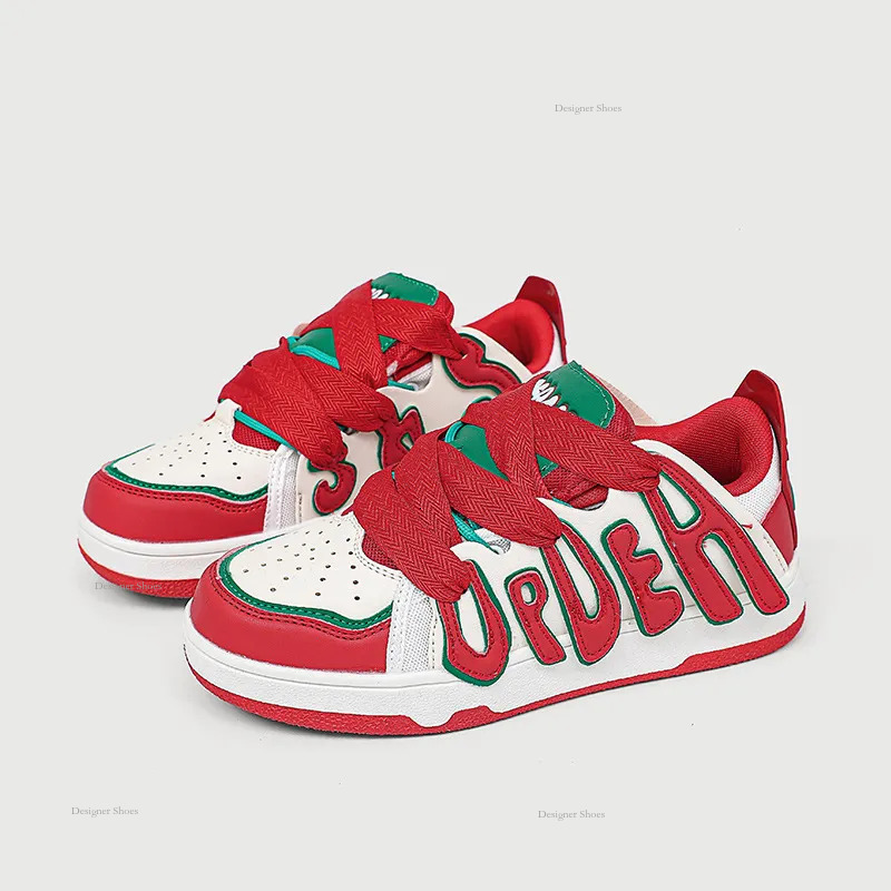 New Casual 2024 Sports Shoes For Men And Women Couples Board Shoes Versatile Small And Bread Shoes