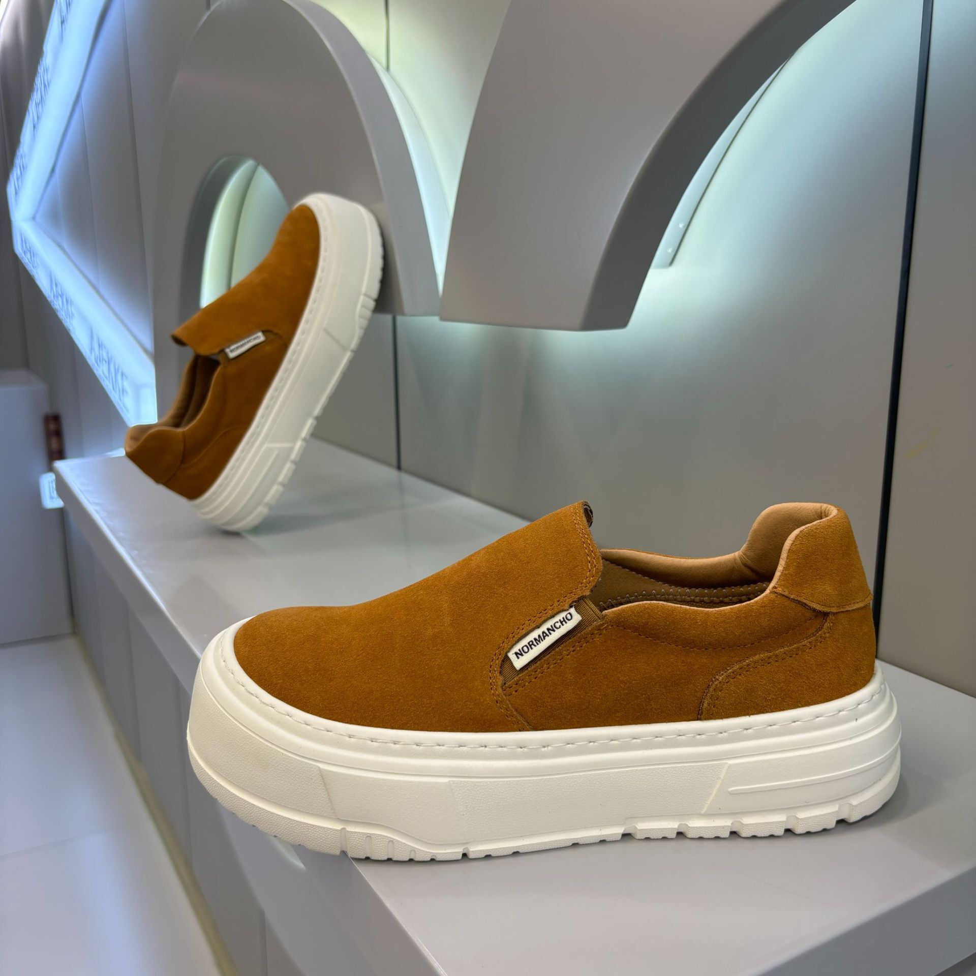 Ddmybear Real Leather Autumn Style,Men's Thick Soled, Lightweight, Big Toe Comfortable, Breathable, Casual Board Shoes, Lazy Shoes Chinese Brand 
