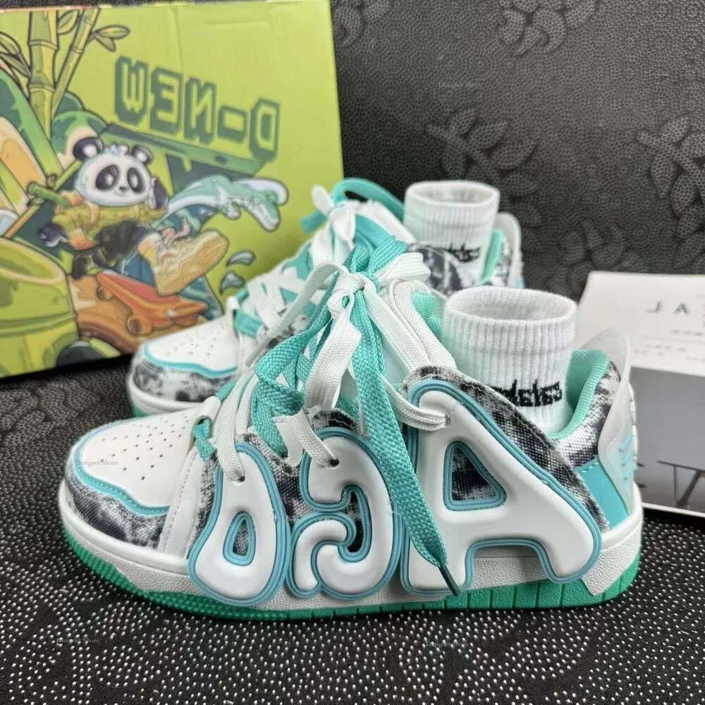 Sports 2024S Leisure Shoes, Retro Niche Letters, Contrasting Colors, German Training Shoes, Anti Slip Board Shoes, Men's And Women's Fashion