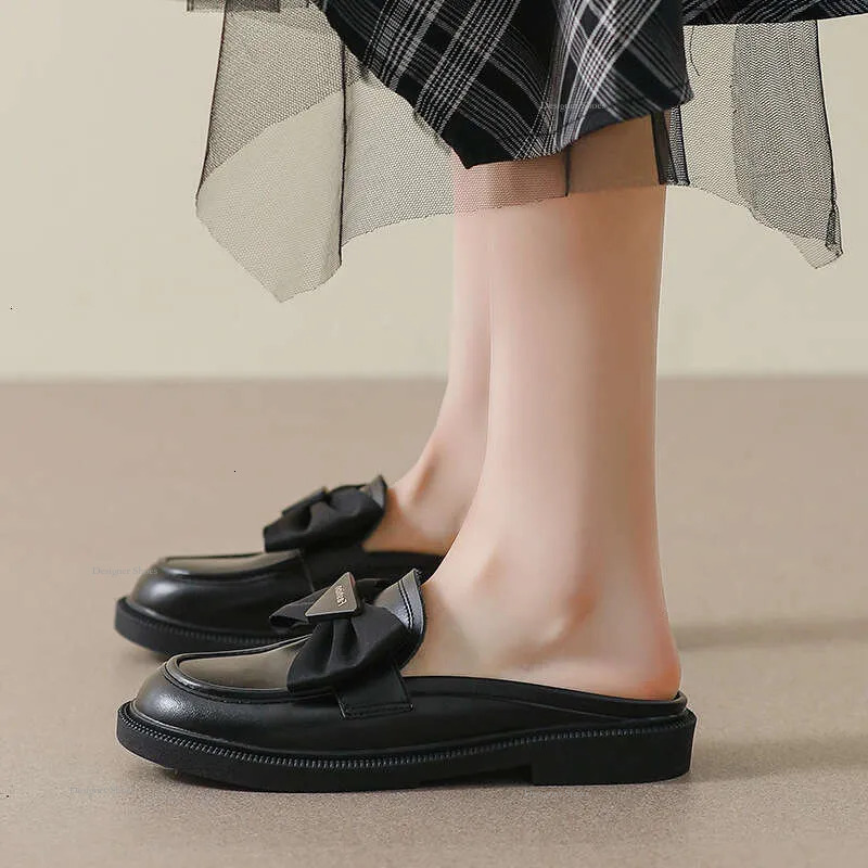 Toe 2024S Leather Women's 2024 New Summer Platform Outside The Soft-Soled Large Size Black Flat Slippers 241114