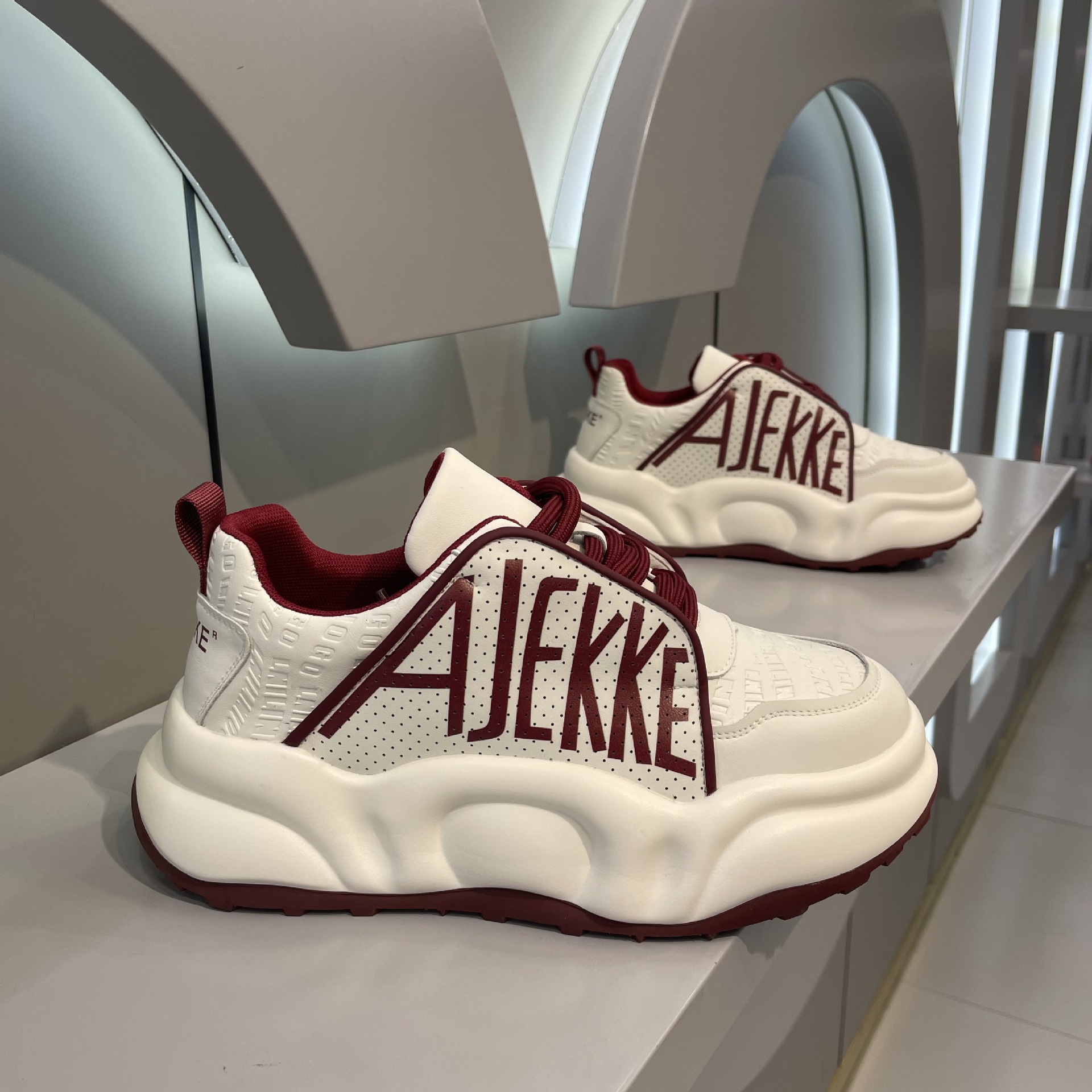 Ddmybear New Autumn High-End Fashion Casual Sports For Men, With Thick Leather Sole And Trendy Dad Shoes That Are Versatile Chinese Brand Shoes F915-1