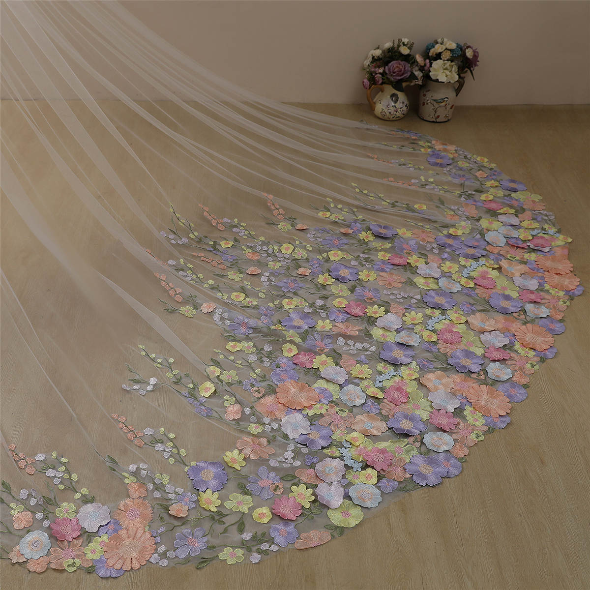 Colorful Wedding Veil Appliques One Layer Long Cathedral Length Veils Applique Edge With Comb Custom Made High Quality