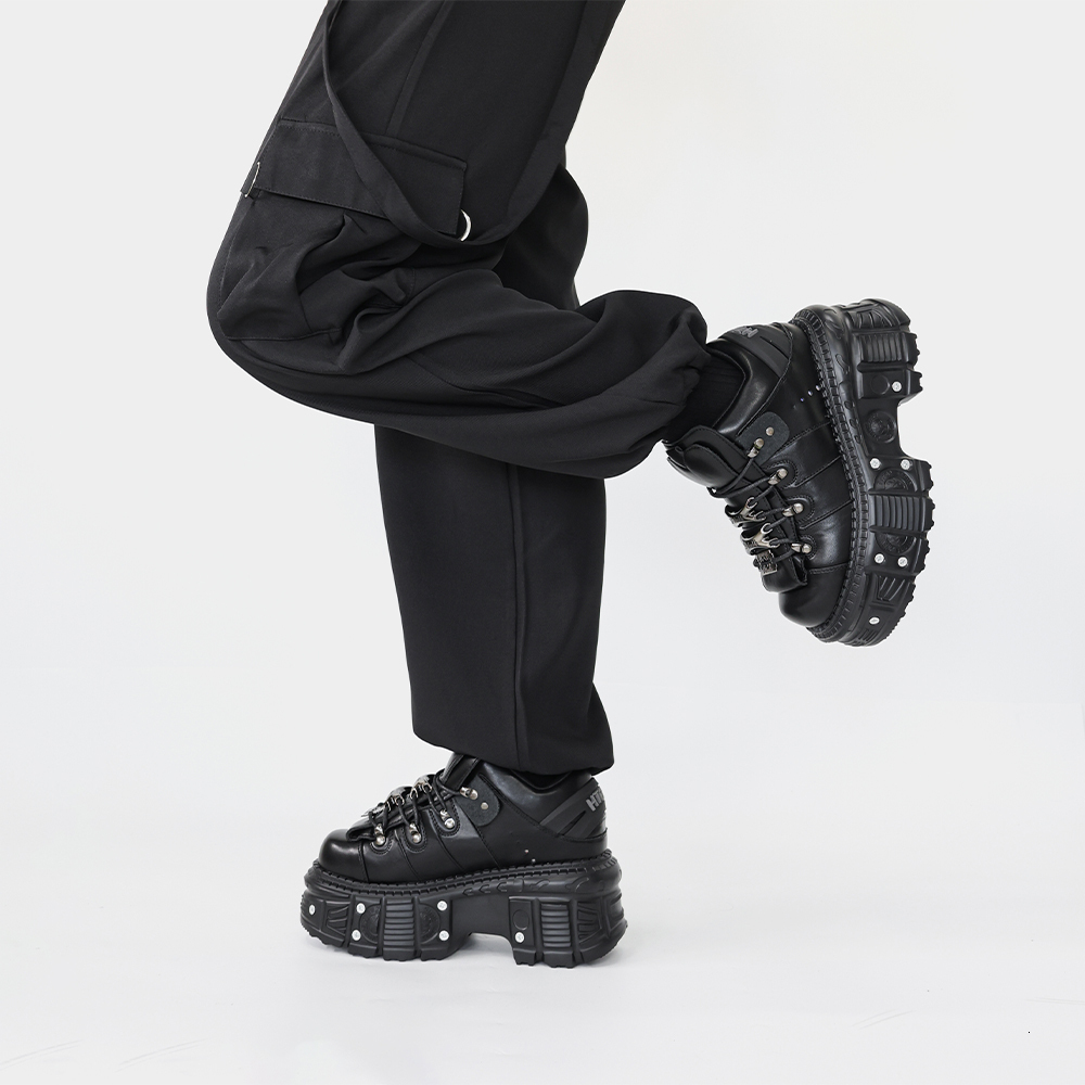 New Punk Style Women Lace-up Heel Height 6CM Platform Shoes Gothic Ankle Rock Boots Metal Decor Woman Sneakers