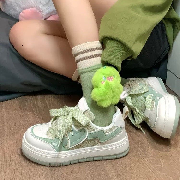 Pink Green Casual Platform Sneakers Kawaii College Style Retro Vulcanized Shoes Women Korean Fashion Designer