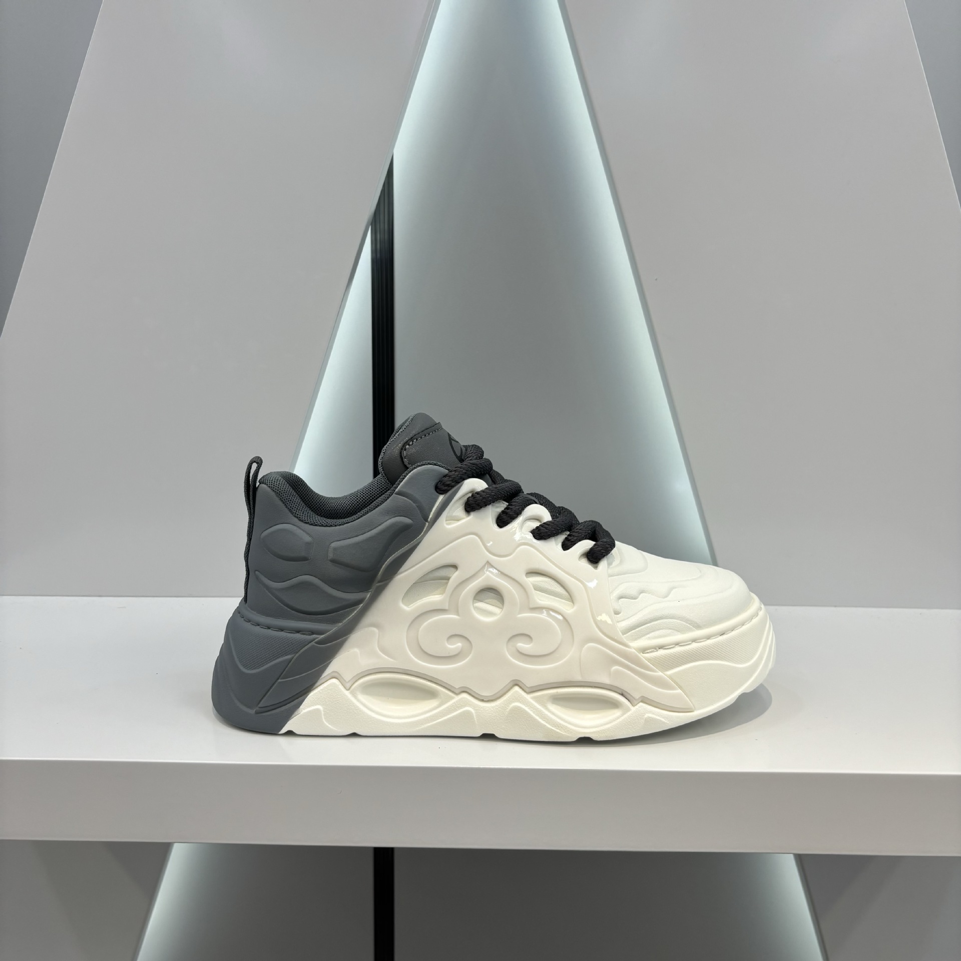 Ddmybear Fashionable Autumn Edition Dad Simple Splicing Thick Sole Height Increasing Fashion Trend Sports Versatile Casual Shoes Chinese Brand Shoes F