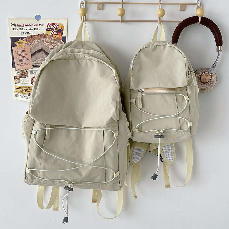AMZZ Outdoor Contrasting Color Trendy Lightweight Travel Bag, Hiking Backpack, Aesthetic Value, Middle And High School Students' Class Backpack 1