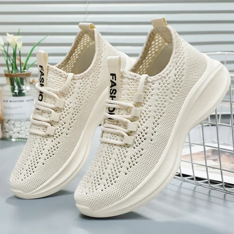 Women's casual mesh breathable lace up vulcanized shoes, women's platform comfortable sports shoes