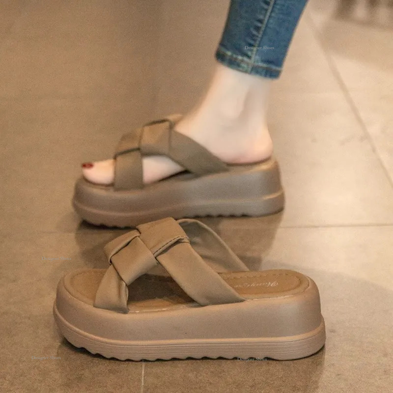 Summer New 2024 Thick Sole Elevated Anti Slip Sandals High Grade One Word Slippers Cool Slippers For Women's Fashion Outwear pers pers