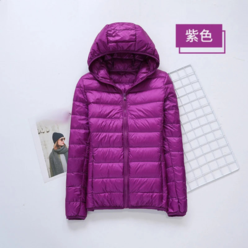 Ultra thin down jacket for women autumn winter short hooded warm white duck down jacket for women 240913