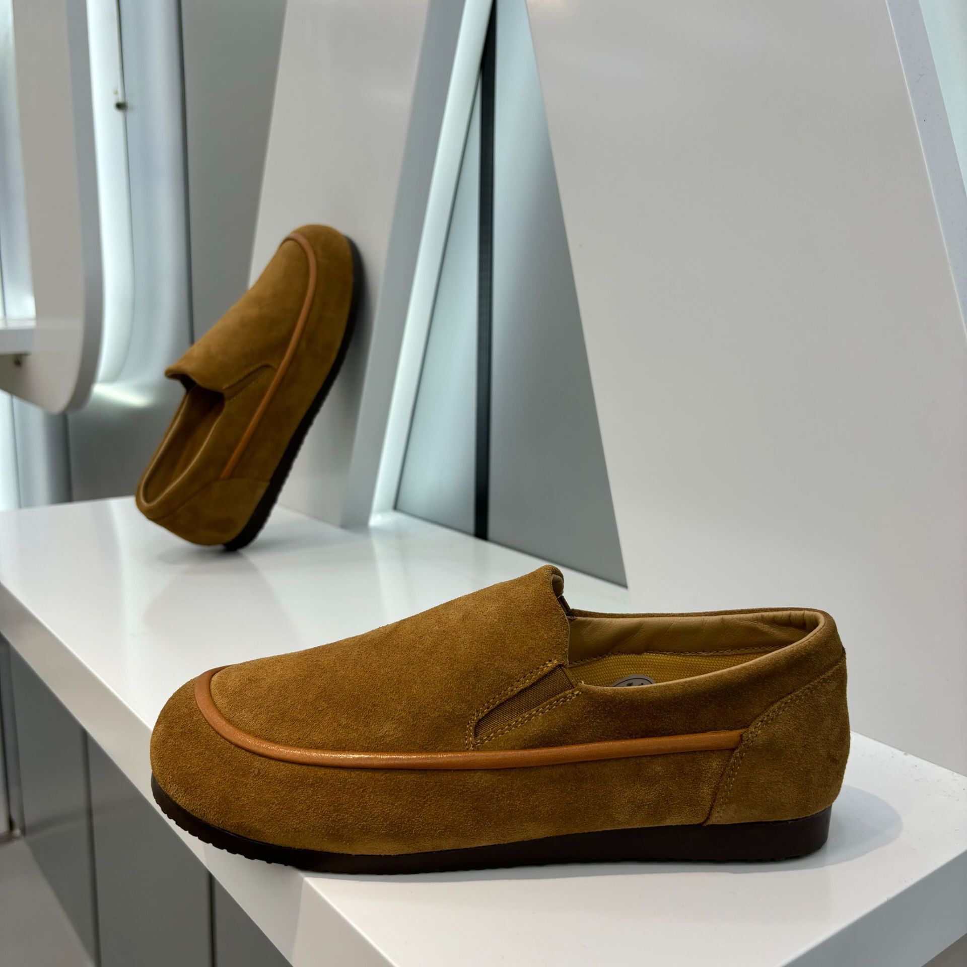 Ddmybear Men's 2024 New Fashionable, Comfortable And Versatile Bean Spirited Young Man, One Foot Board Shoes, Casual Leather Shoes Chinese Brand 