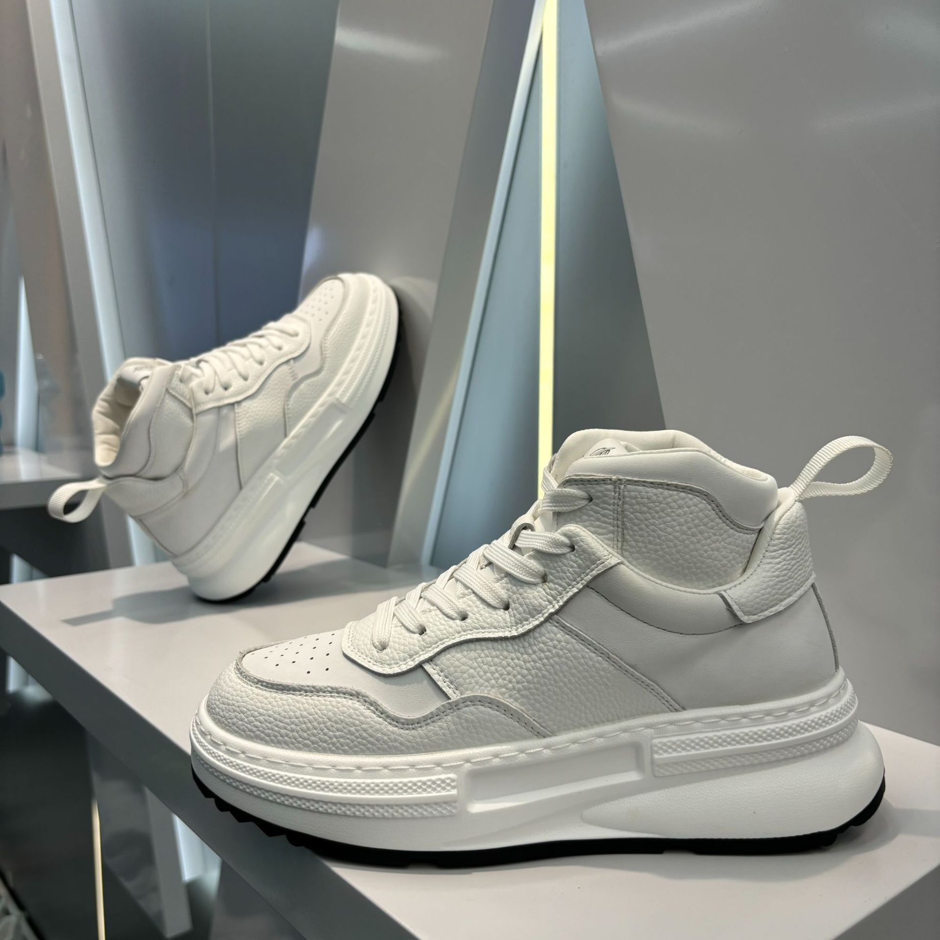 Ddmybear Spring And Autumn Men's Casual Sports Board Fashionable Inner Height Increase Thick Bottom Leather Shoes For Male Students Chinese Brand