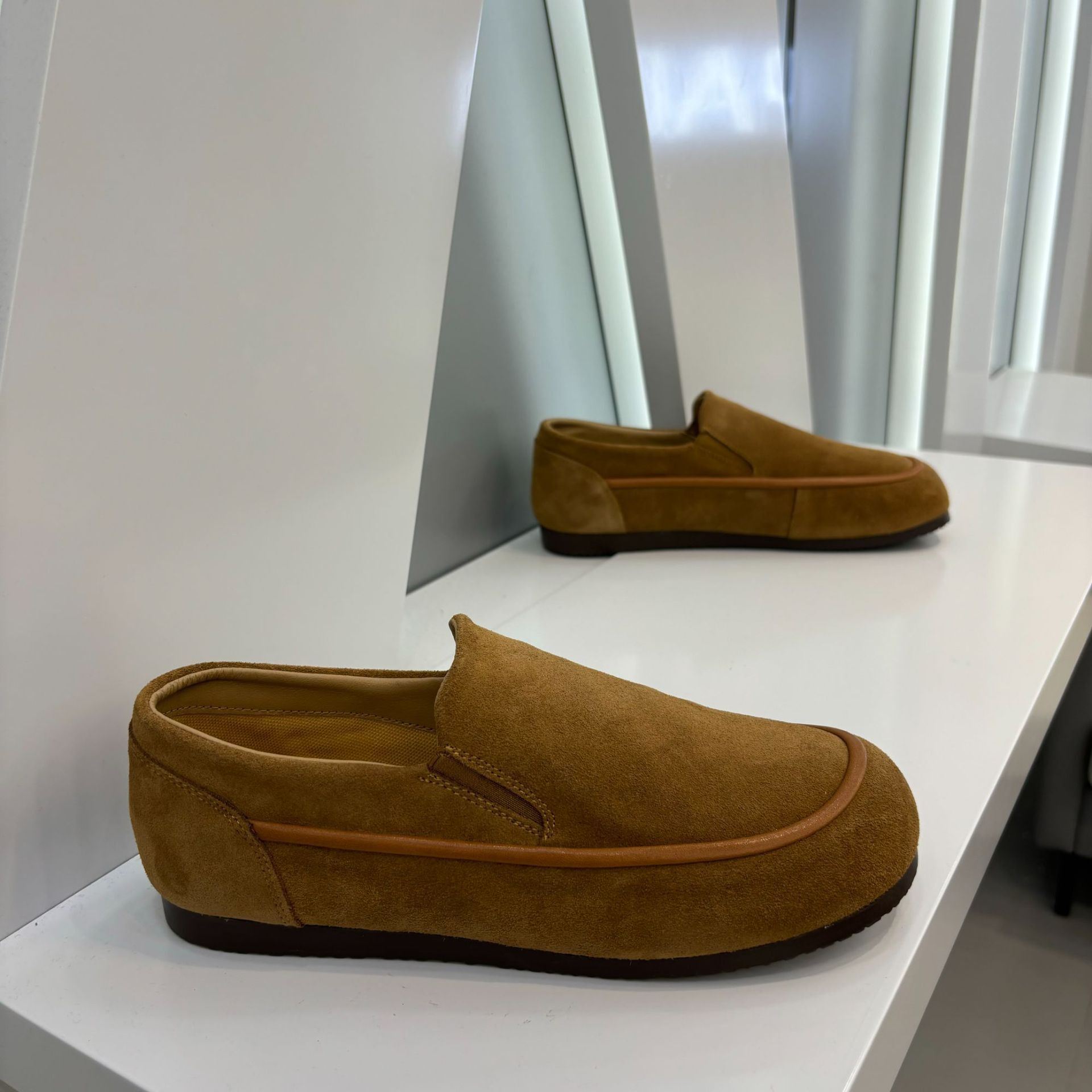 Ddmybear Men's 2024 New Fashionable, Comfortable And Versatile Bean Spirited Young Man, One Foot Board Shoes, Casual Leather Shoes Chinese Brand 