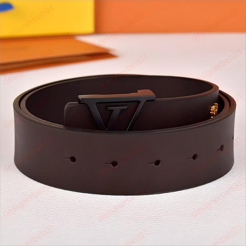 Fashionable Classic Men's Checkered Striped Belt Designer Metal Belt Men's Belt Women's Classic Smooth Buckle Casual Belt Fashion Gift Not bad with Box